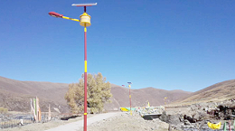 鑫永虹照明的路灯杆采用的什么表面漆？