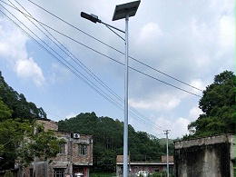 鑫永虹照明led太阳能路灯照亮北流市平政镇