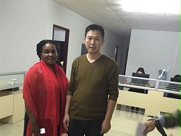 鑫永虹照明LED太阳能庭院灯漂洋过海到刚果金啦