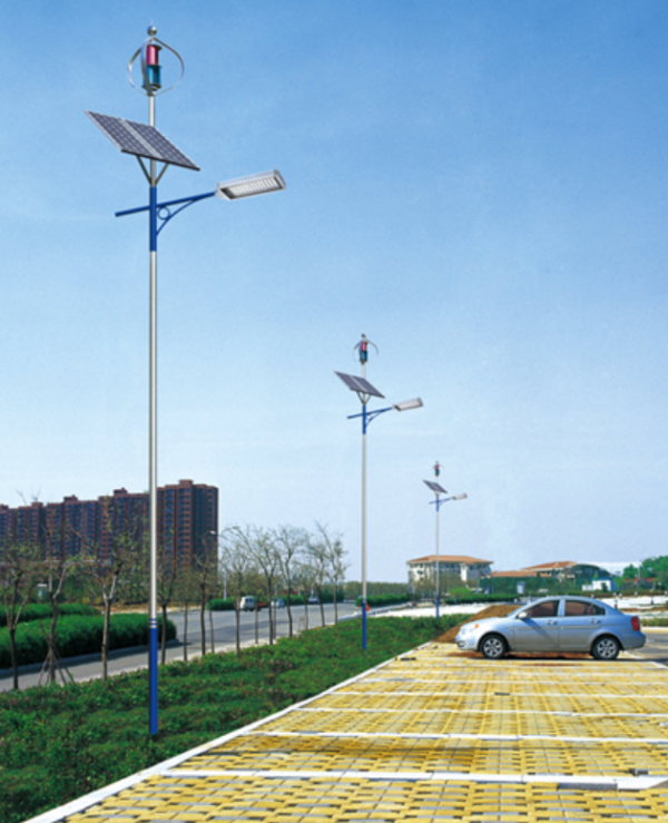 风光互补太阳能路灯