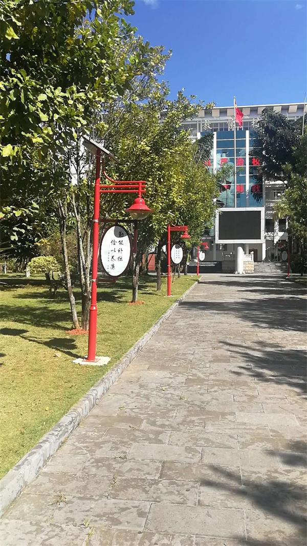 鑫永虹这么太阳能庭院灯