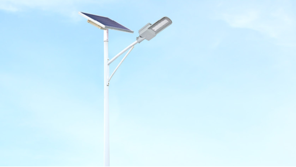 led太阳能路灯系统电压选择哪种好？