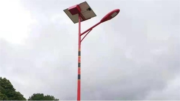 led太阳能路灯控制器有哪些种类？区别在哪里呢？