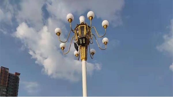 8米LED中华灯-鑫永虹照明山西长治工程案例
