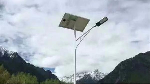 为何锂电池太阳能路灯更受欢迎？