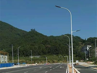 福建省福安市溪北洋惊现鑫永虹照明9.5米LED路灯