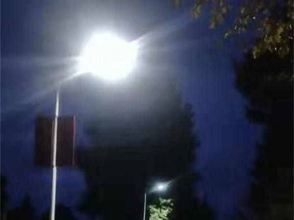 鑫永虹照明新增武威市天祝县LED太阳能路灯工程案例